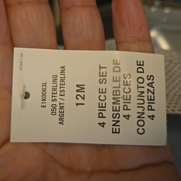 4 piece  set size 12 M - Picture 3 of 3